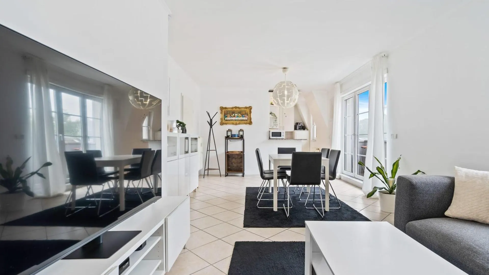 Modern 1Br Apt With Balcony & City View Sanem